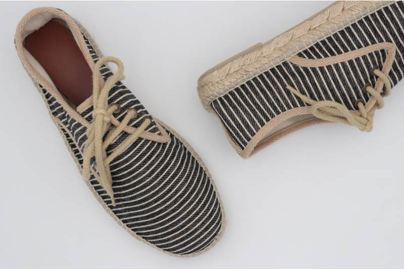 Espadrille homme derby rayée noir et lin naturel