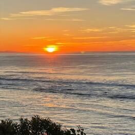 Sunset Hour ☀️
.
.
.
#sunset #sunsetlovers #sunsettime #sunsetlovers #sunsetoftheday #sunsets_captures #biarritzsunset #biarritz #cotebasque #coucherdesoleil🌅 #coucherdesoleilsurlamer #côtebasque